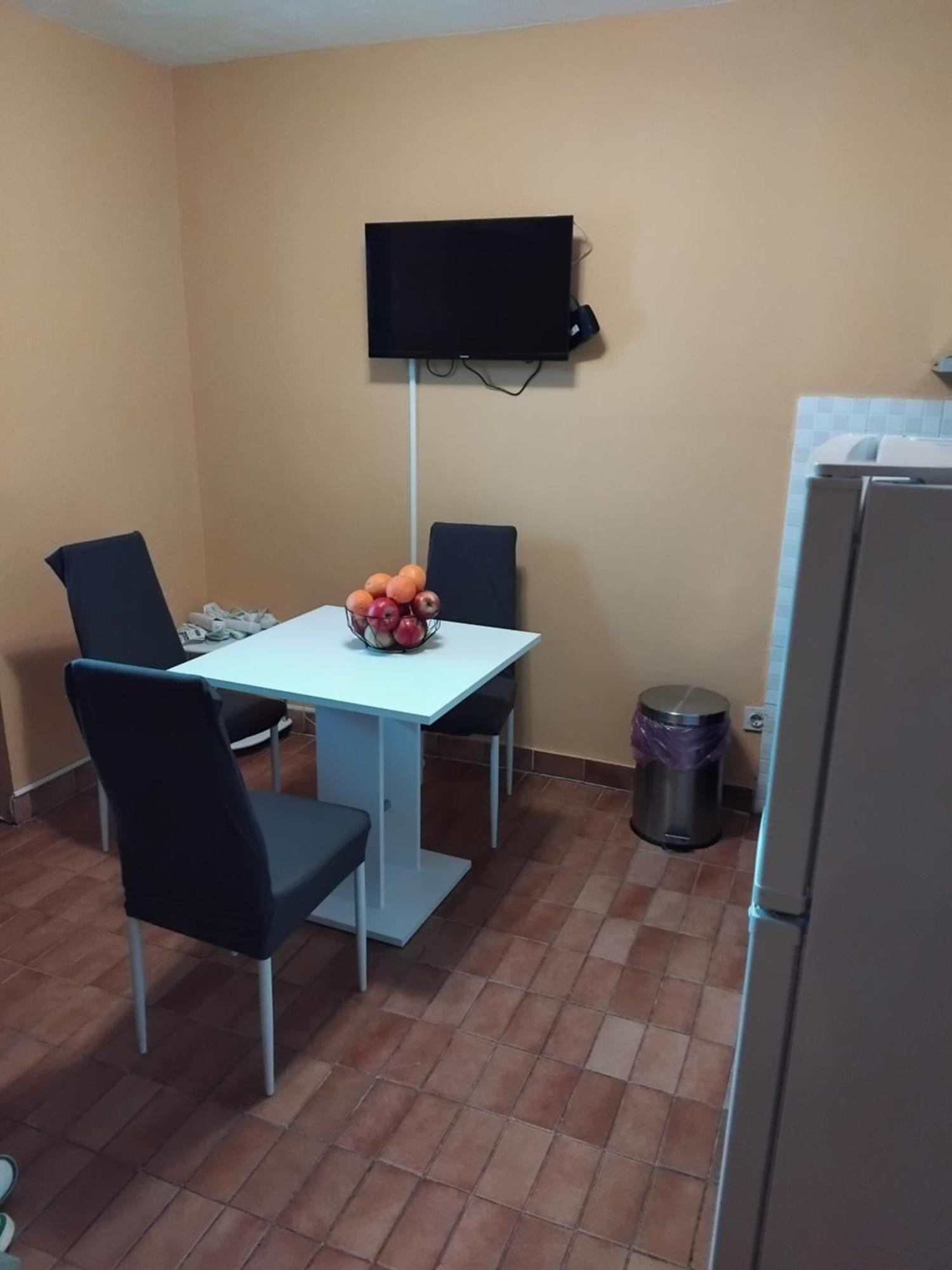 Tombili 2 Apartmán Pula